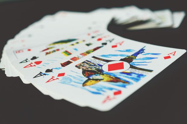 5 Life Skills that Playing Cards Teaches Children cover image