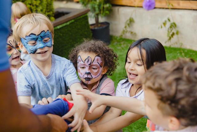 5 Places Children Can Go To Get Face Painting cover image