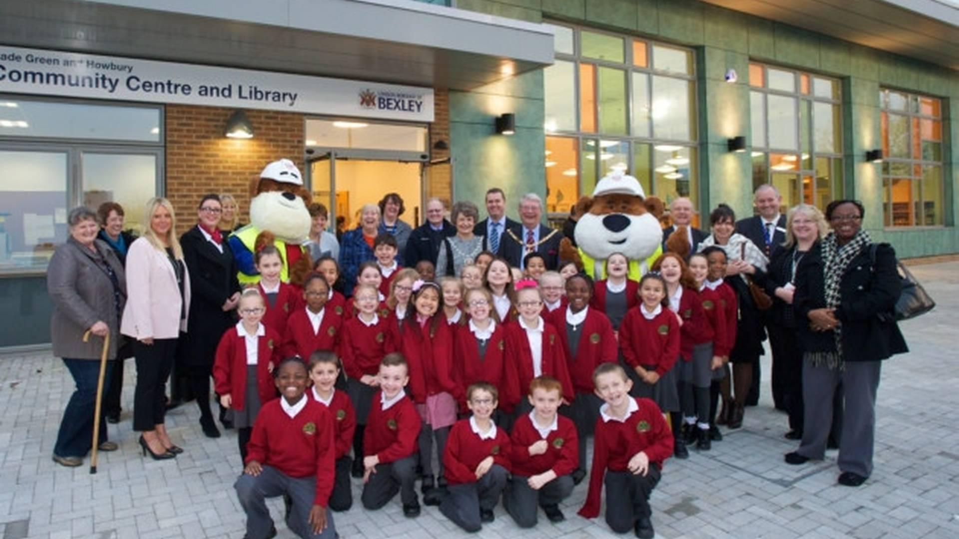 Slade Green and Howbury Community Centre and Library photo