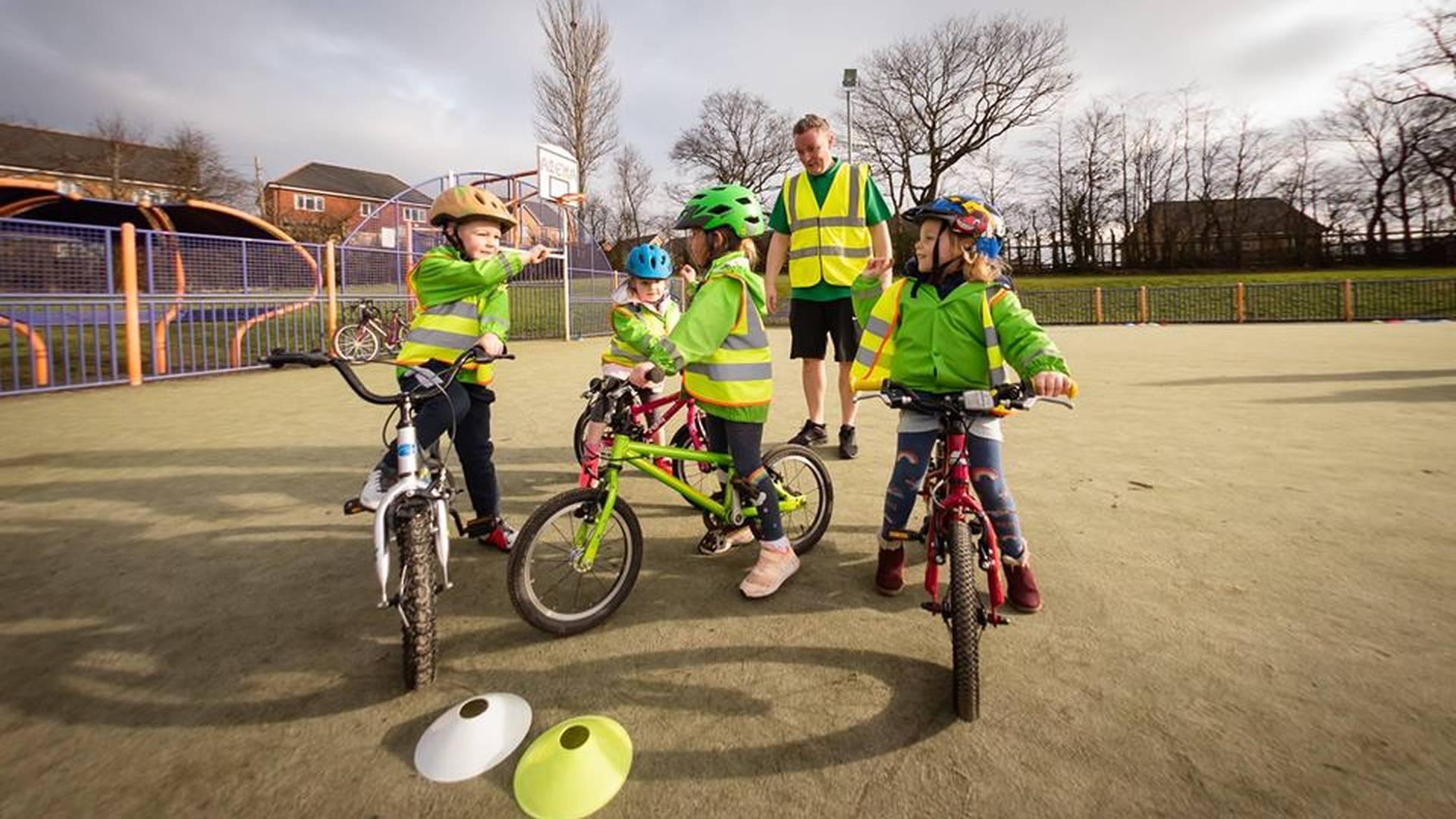 Play Together on Pedals - Glasgow photo