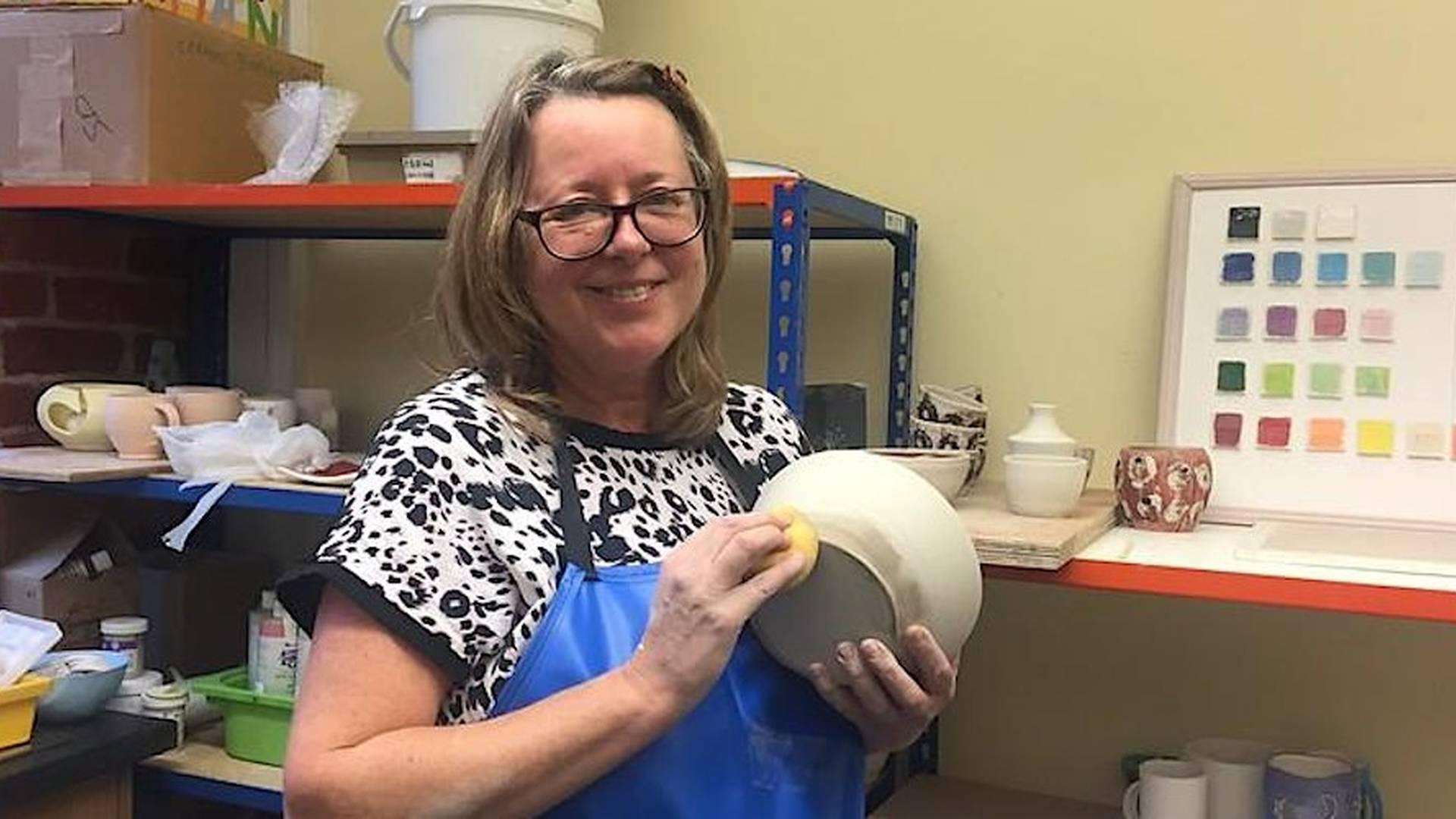 Spring Pottery Mornings: Handbuilding Class + Throwing Taster (6 weeks) photo