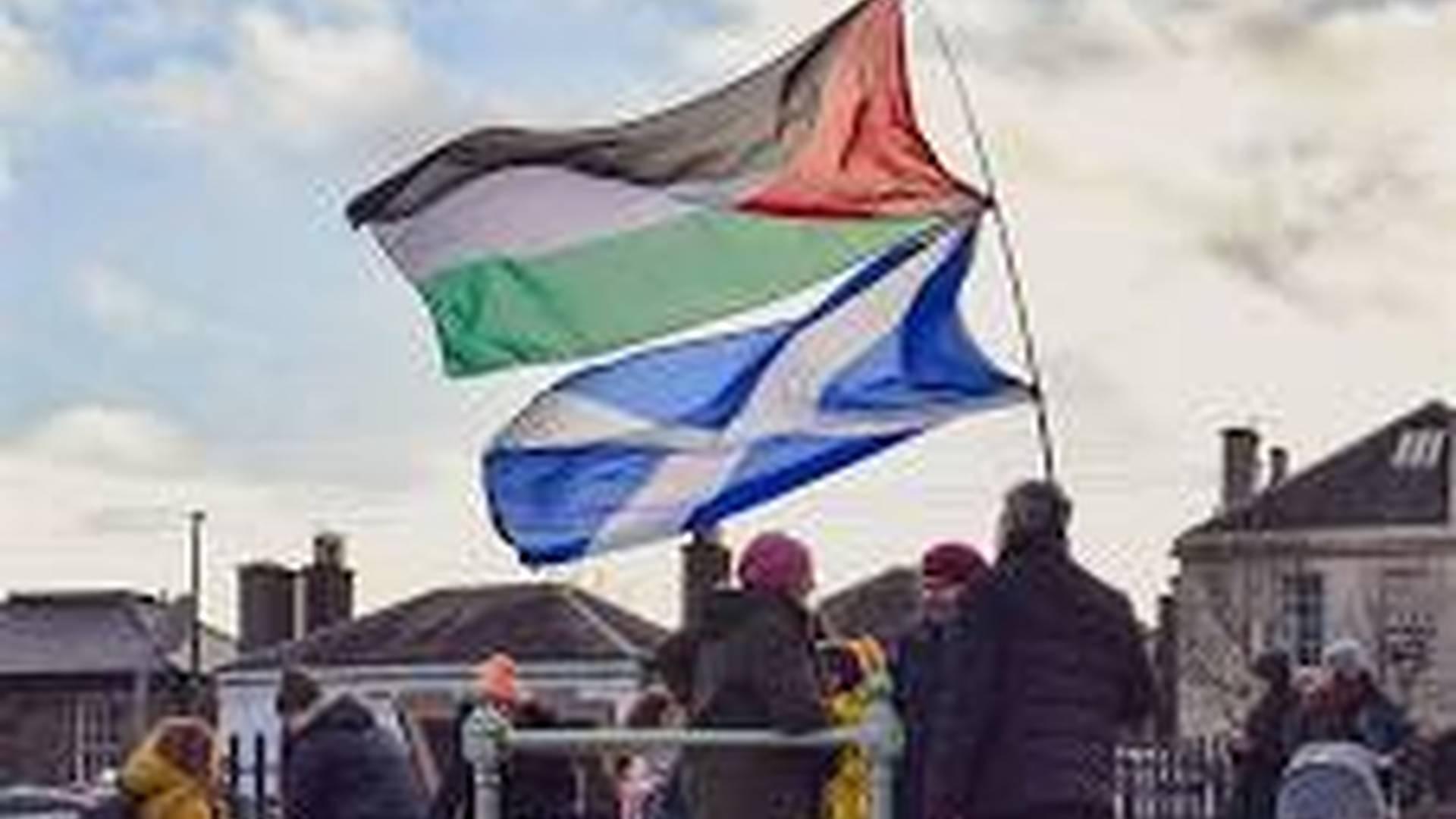 Welcome to the Fringe, Palestine - Family Picnic photo