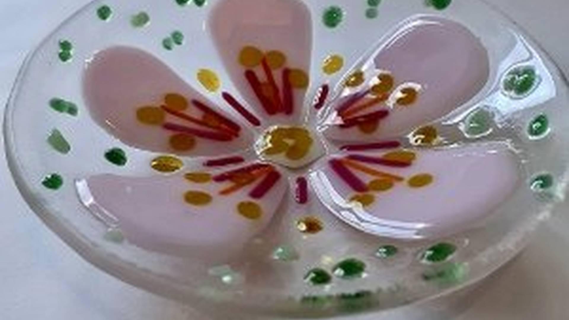 Fused Glass Bowl Workshop With Kimoci Glass photo