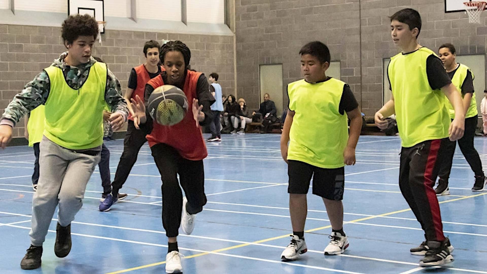 FREE BASKETBALL SESSION: FRIDAY: BEGINNERS (10-15yrs)7.00-8.00pm @WGGS photo