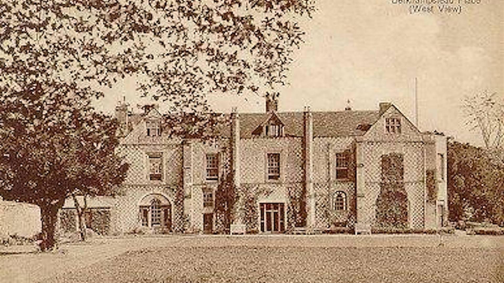 A walk in the past -Berkhamsted Place photo