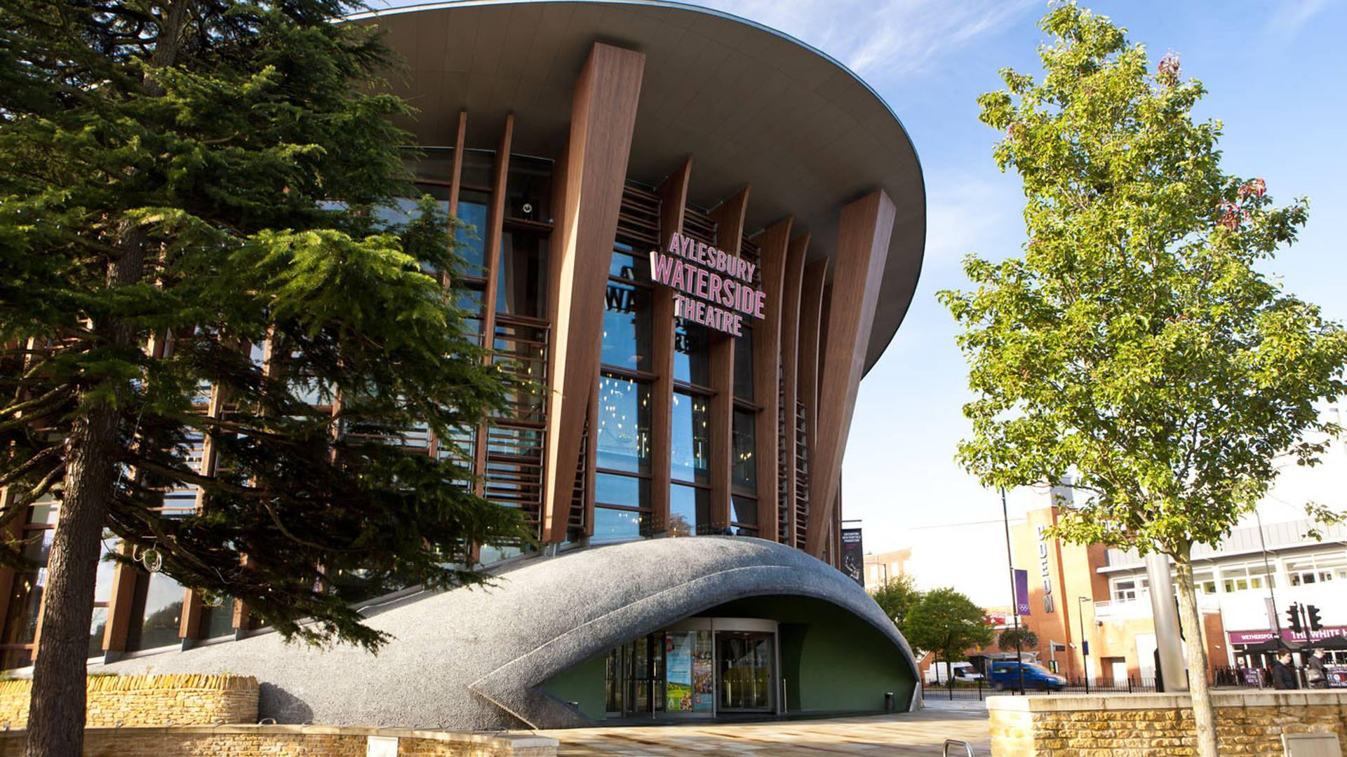 Aylesbury Waterside Theatre photo