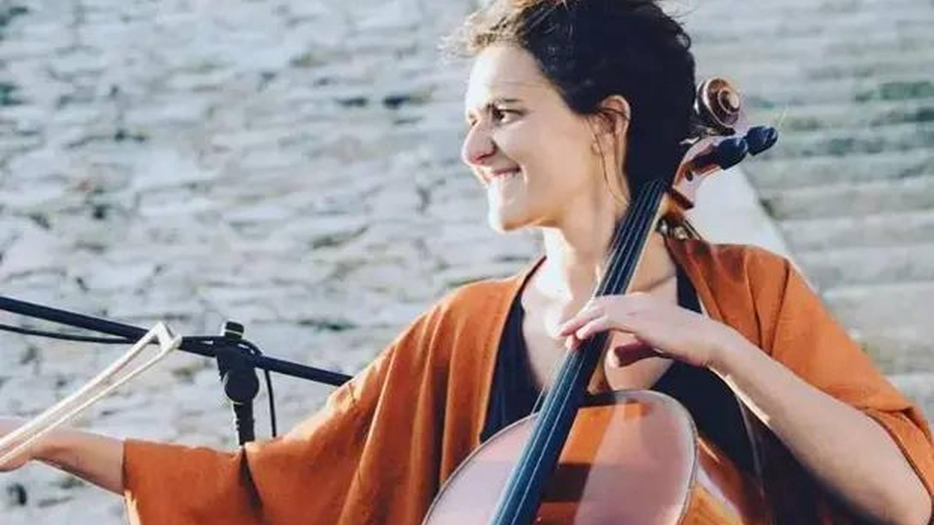 Tots Tunes With Tara Franks photo