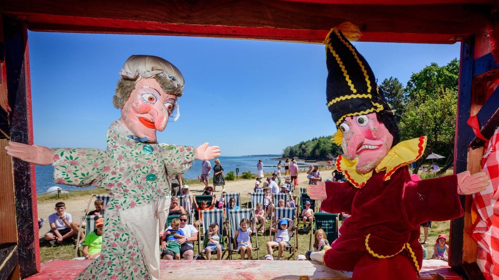 Punch & Judy At Osborne photo