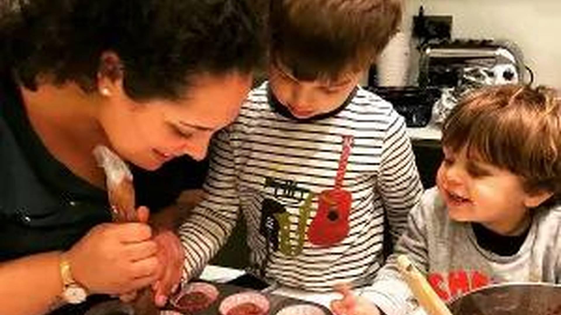 Family Baking Session: Bake Fruit Scones With Jaz Spears photo