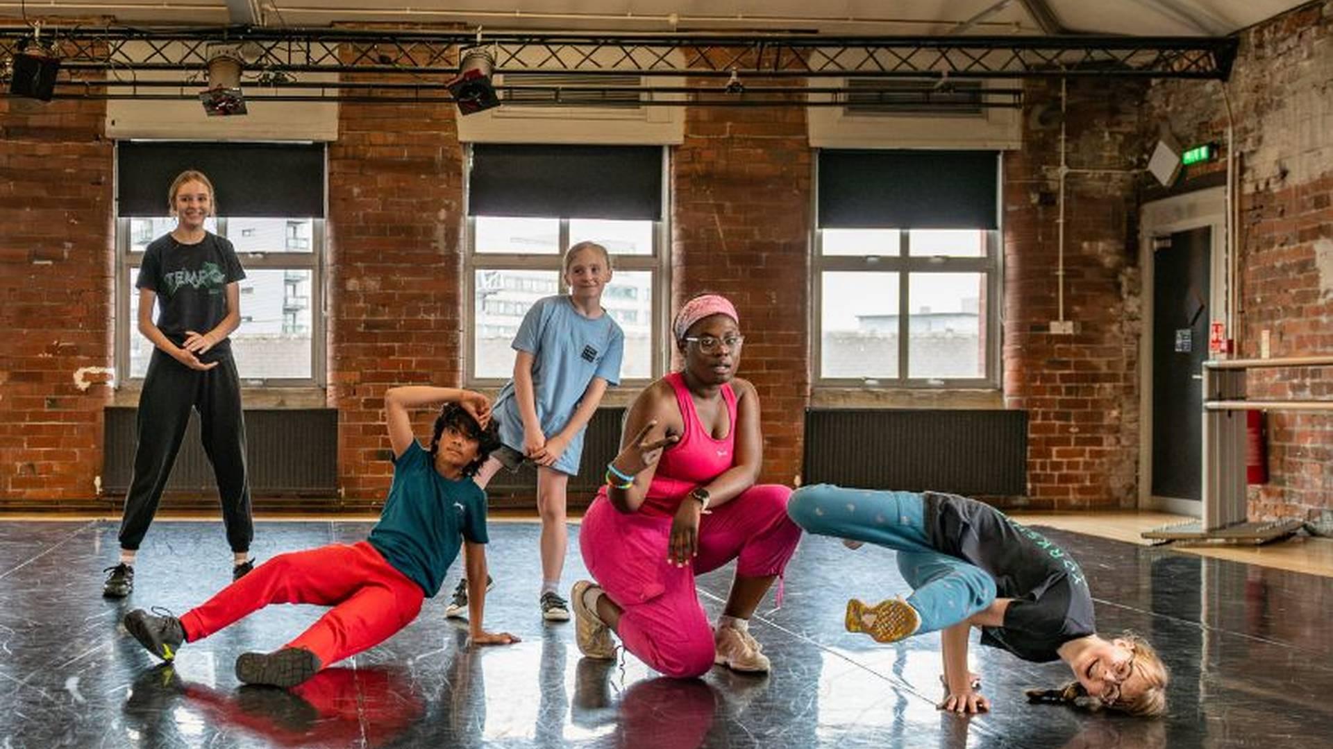 TEMPO Street Crew 12-16 | Yorkshire Dance photo