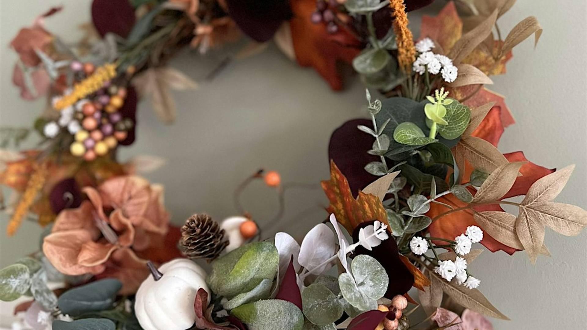 Halloween Wreath Making photo