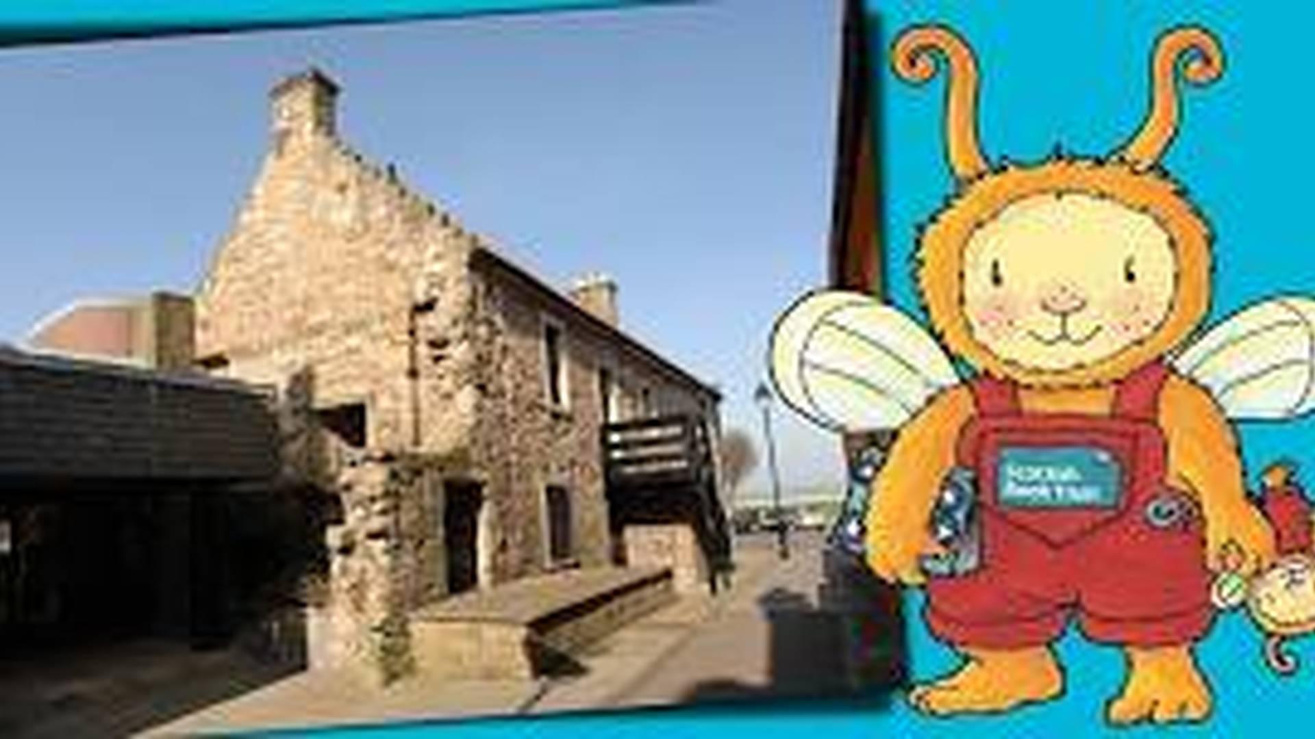 Bookbug at Bo'ness Library photo