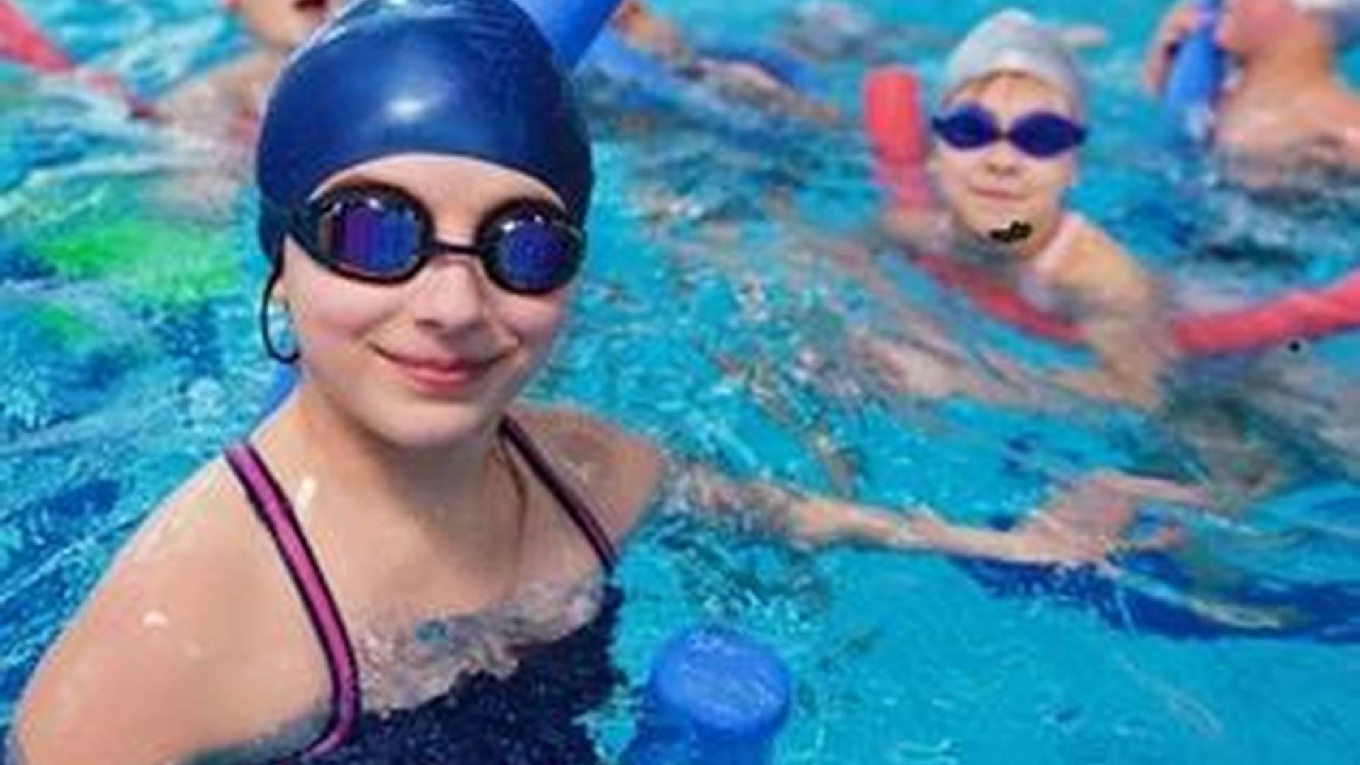 School age Swimming Lessons - Booking essential photo