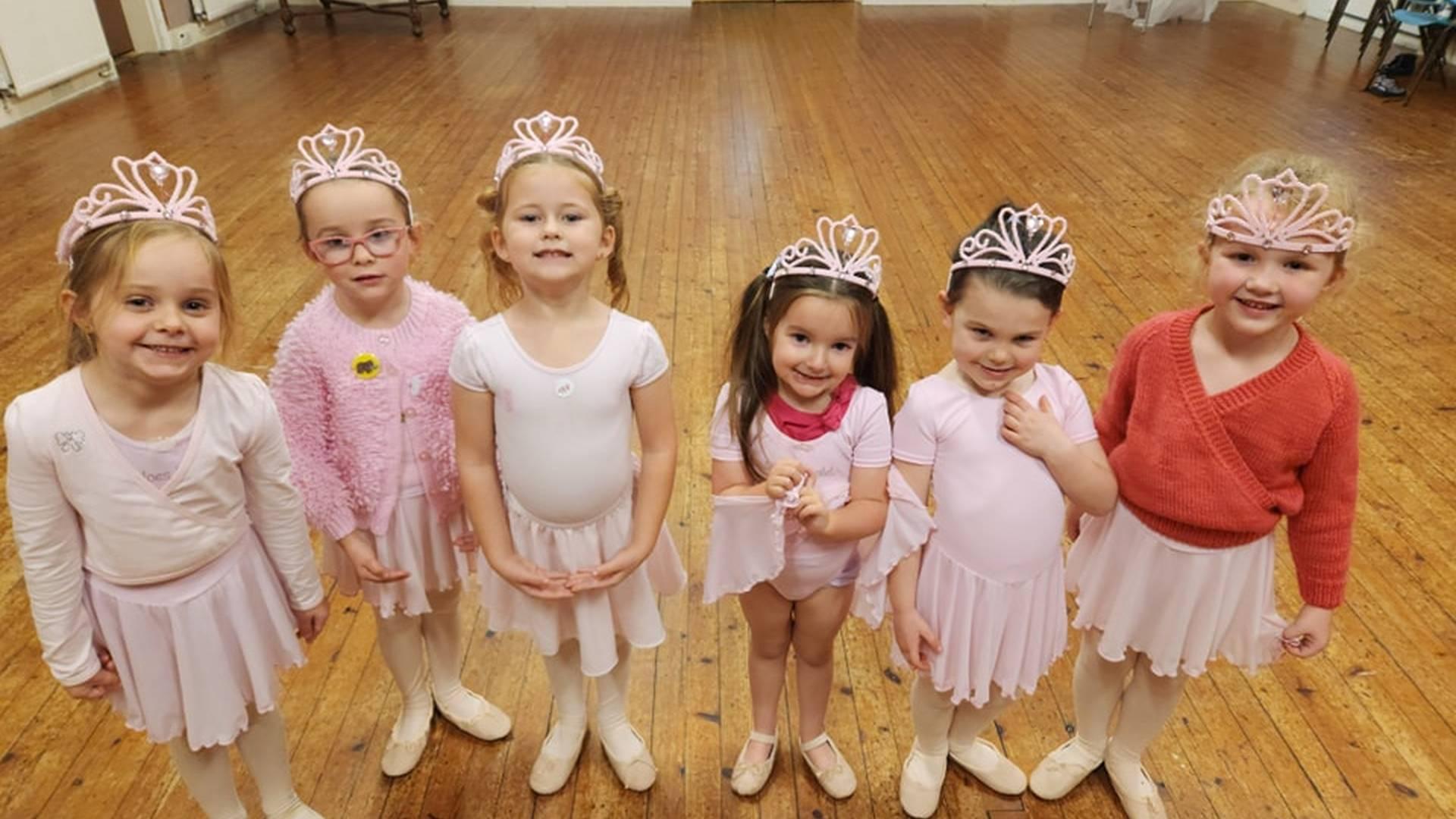 Tiny toes ballet Cornwall & Devon photo