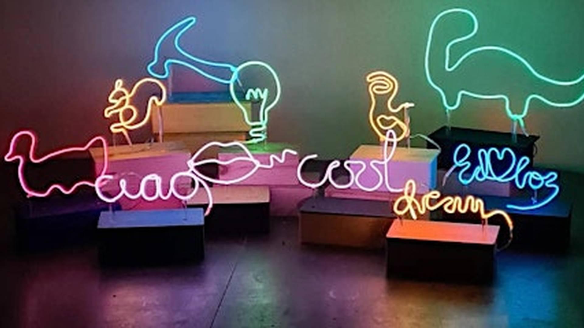 Create a Personalised Neon Light Sign photo