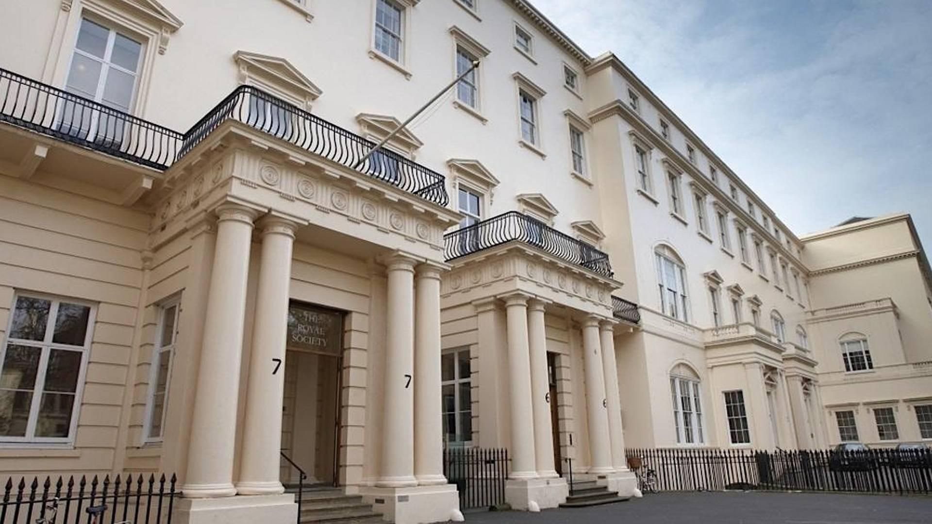 A beautiful twist on condensed matter photo