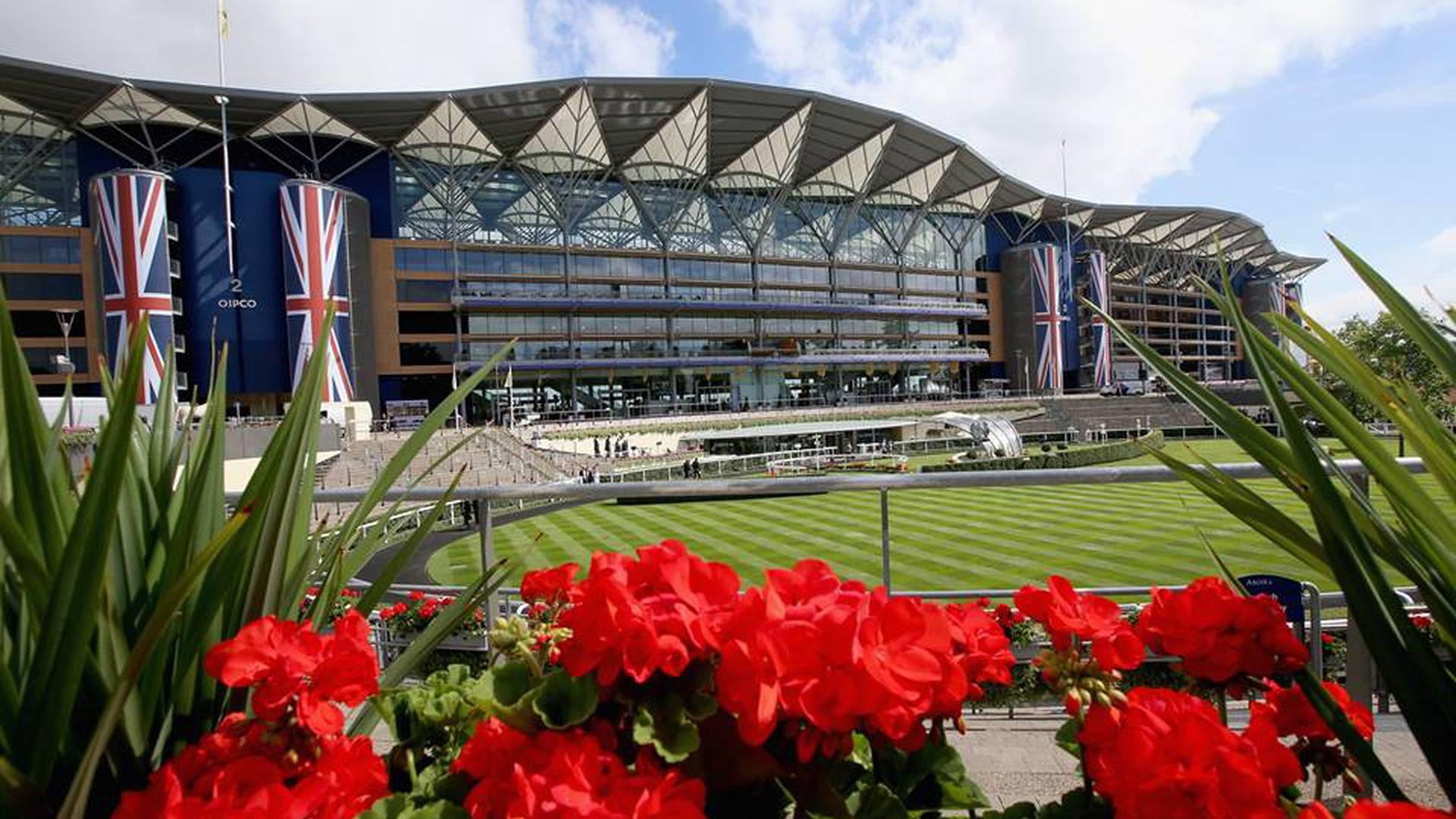 Ascot Racecourse photo