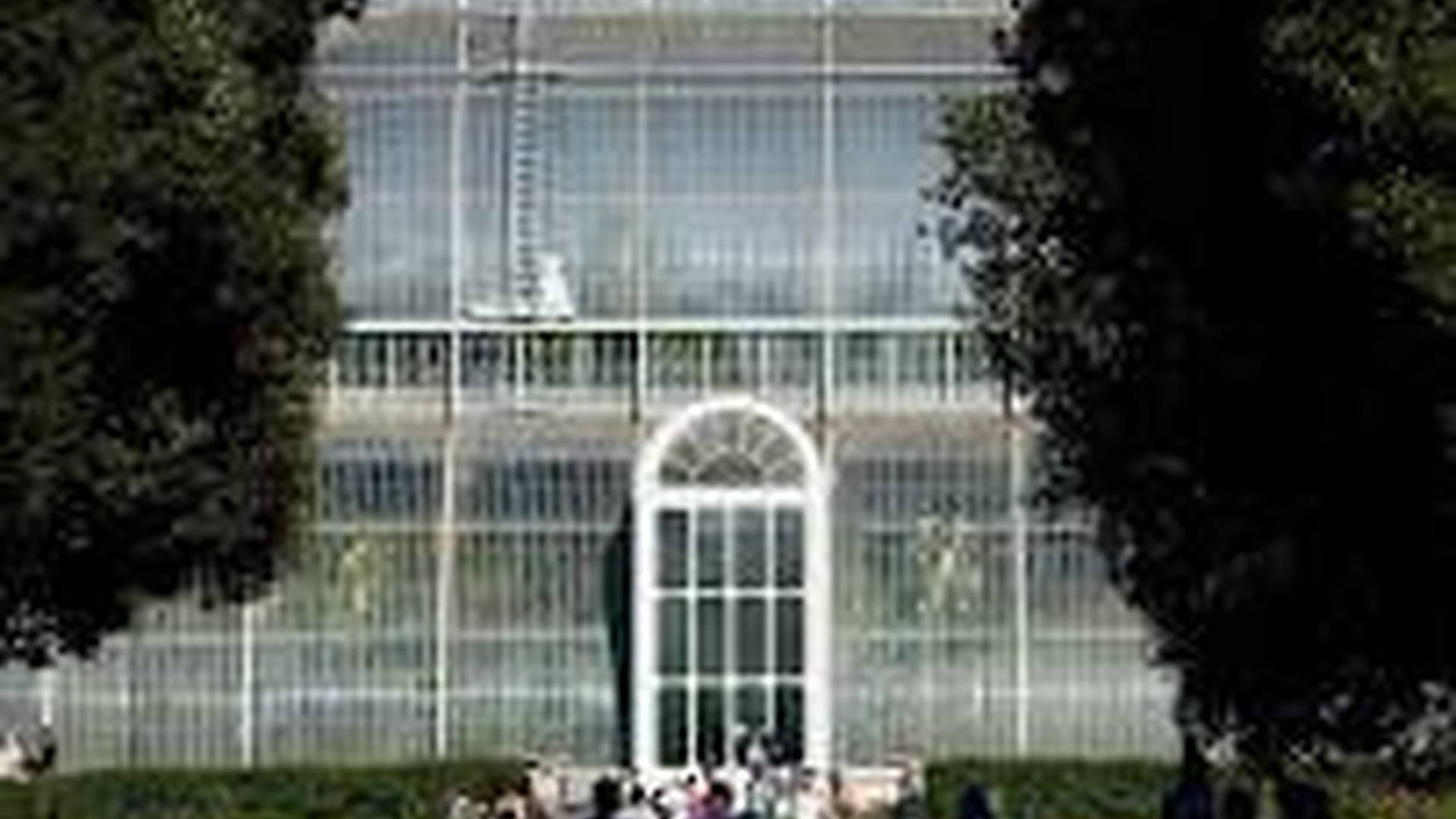 Kew Gardens photo