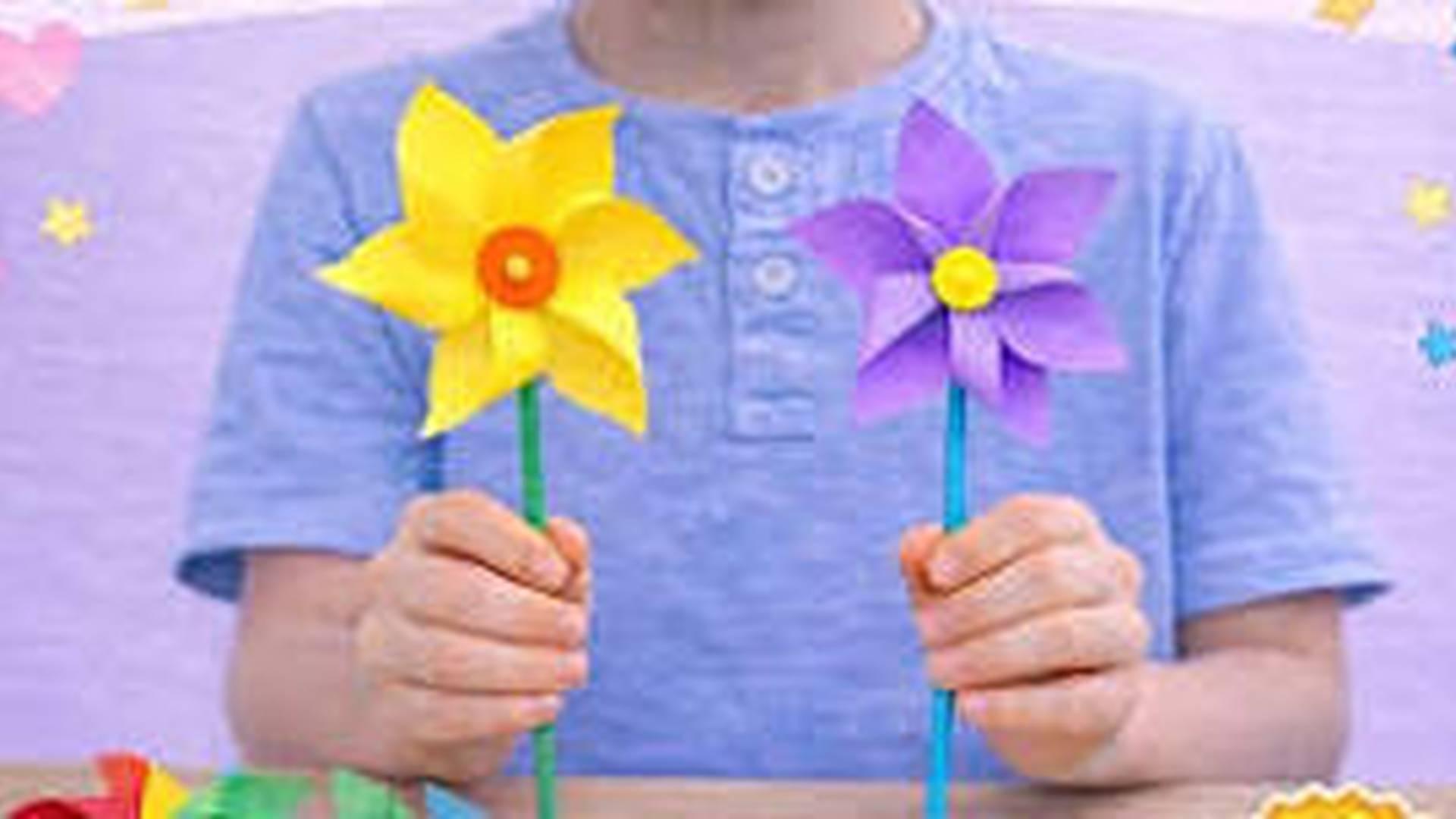 KIDS CRAFT WORKSHOP - PINWHEELS photo