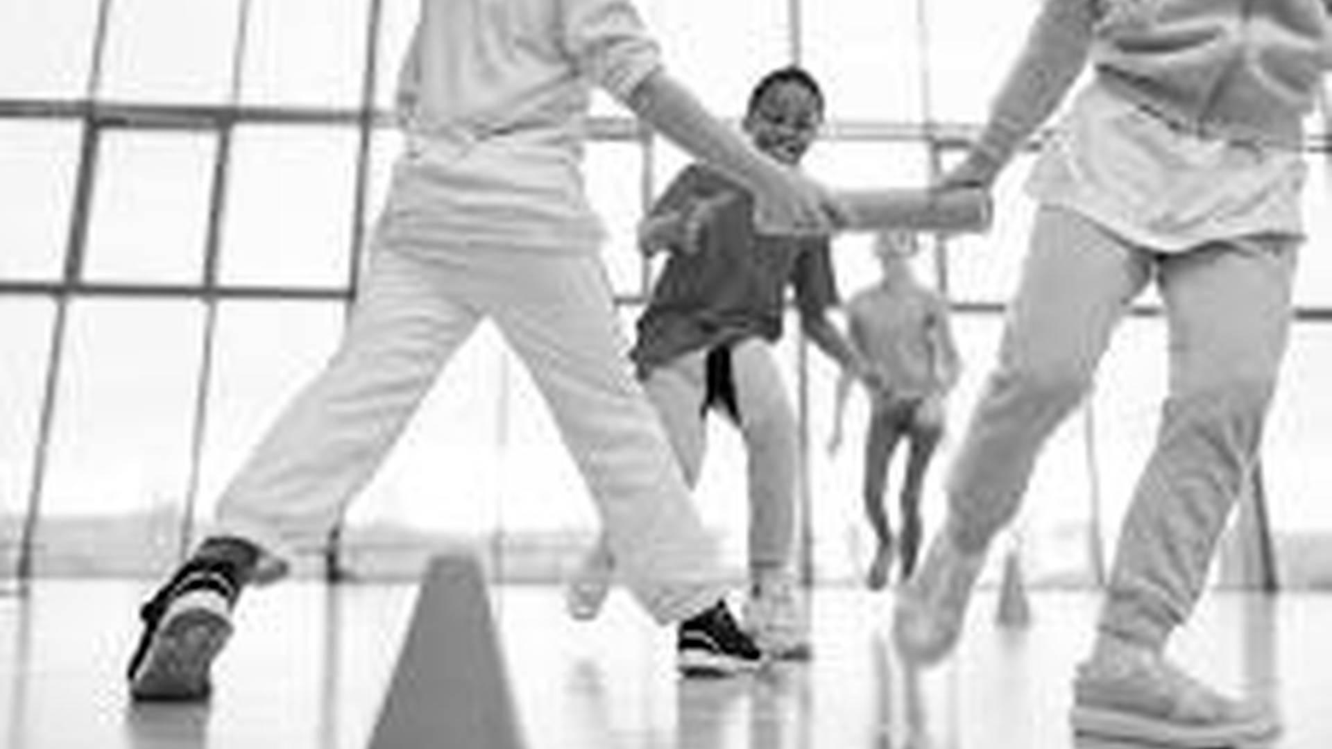 Law & District Athletics Minis (age 5-8) Week 11 photo