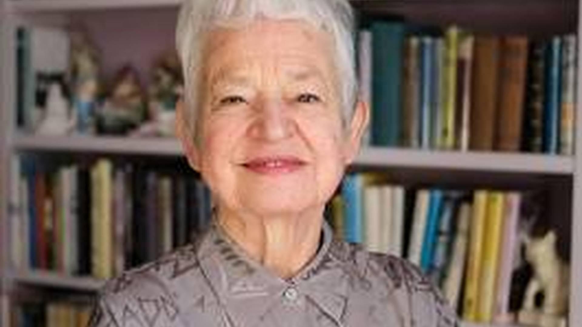 Dame Jacqueline Wilson comes to Winchester in the National Year of Reading photo
