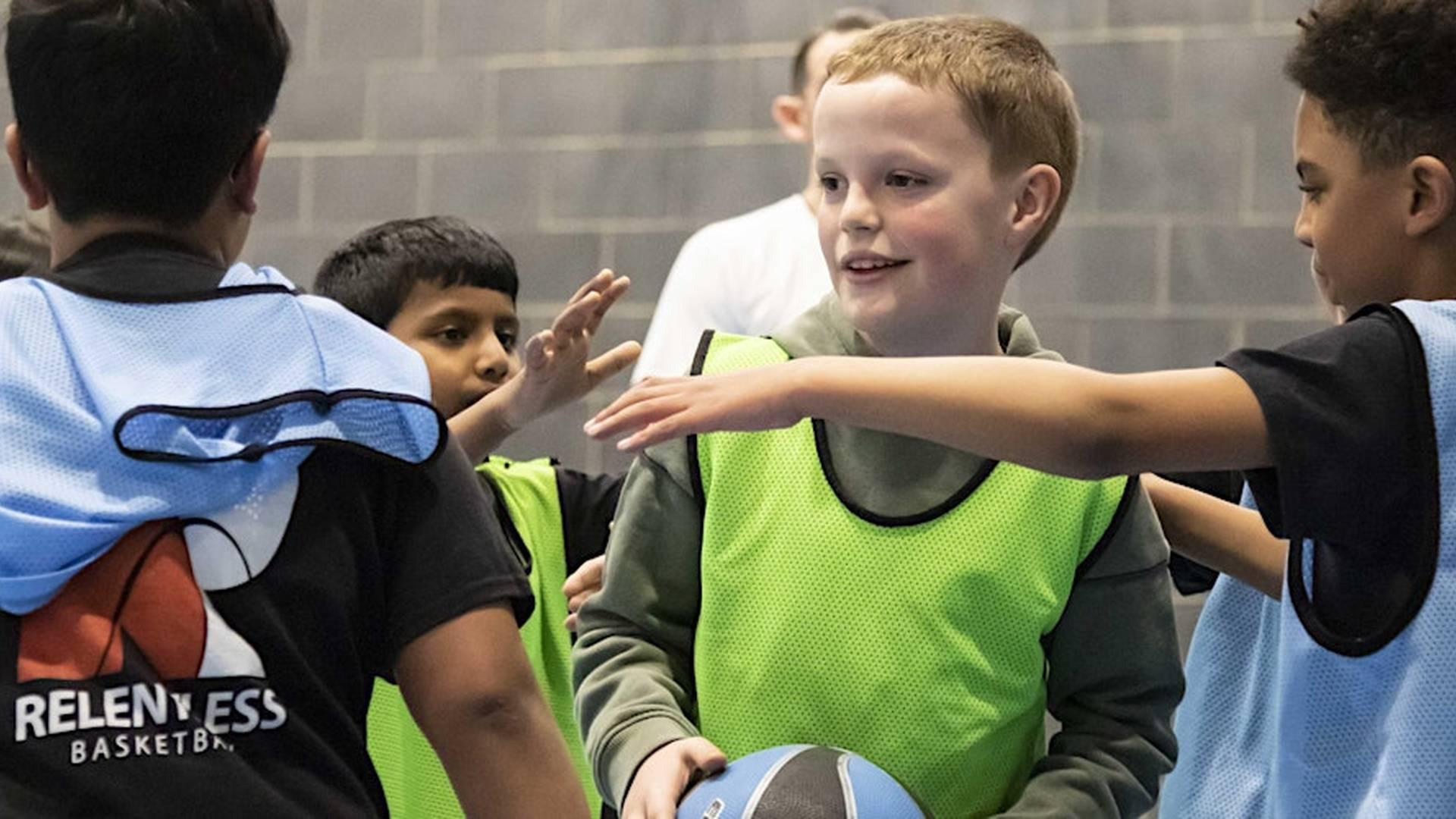 FREE BASKETBALL SESSION: SUNDAY: MINI BALL(7-9yrs) : 9.45-10.45am @WGGS photo