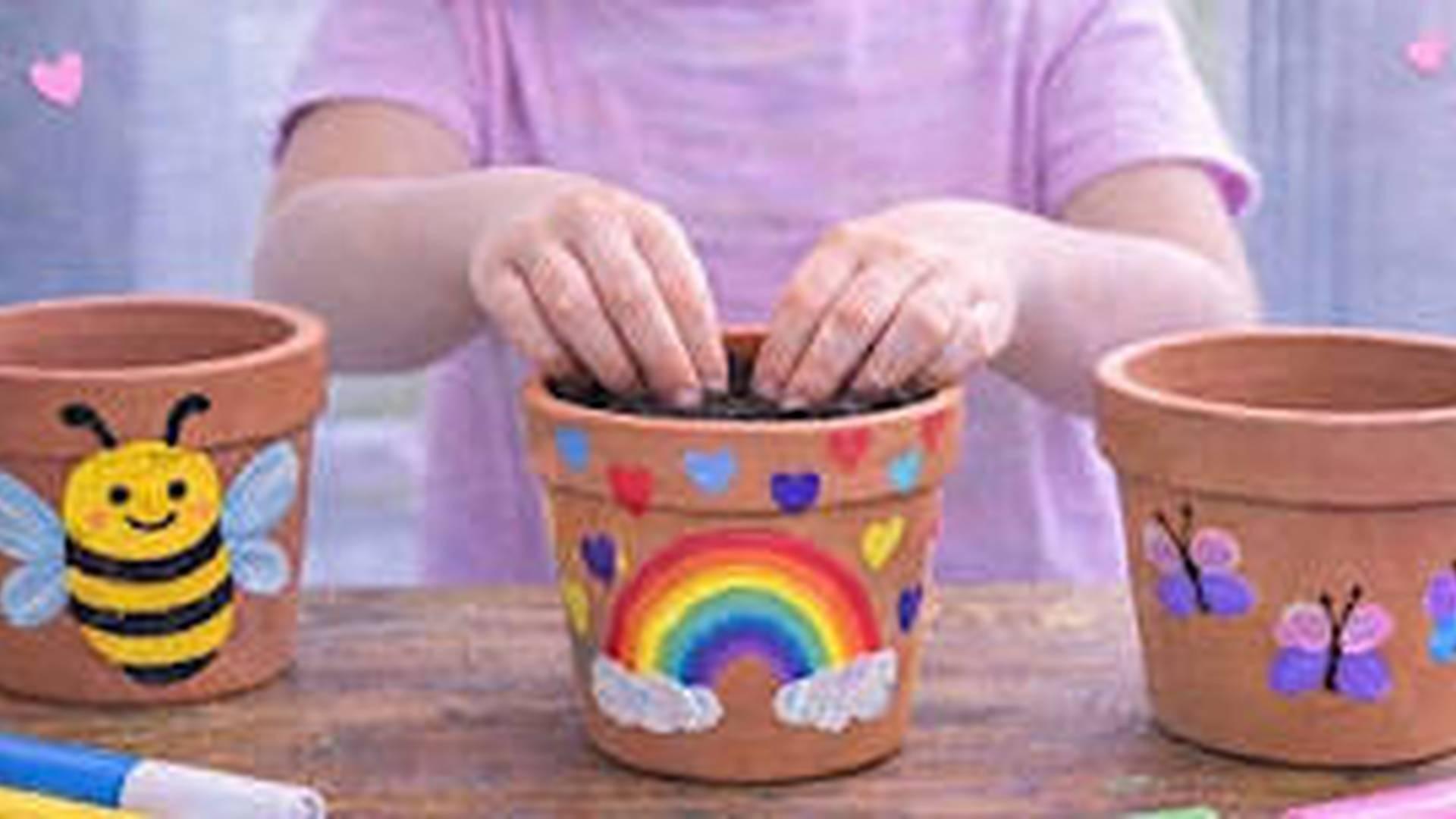 KIDS CRAFT WORKSHOP - PAINT AND PLANT photo