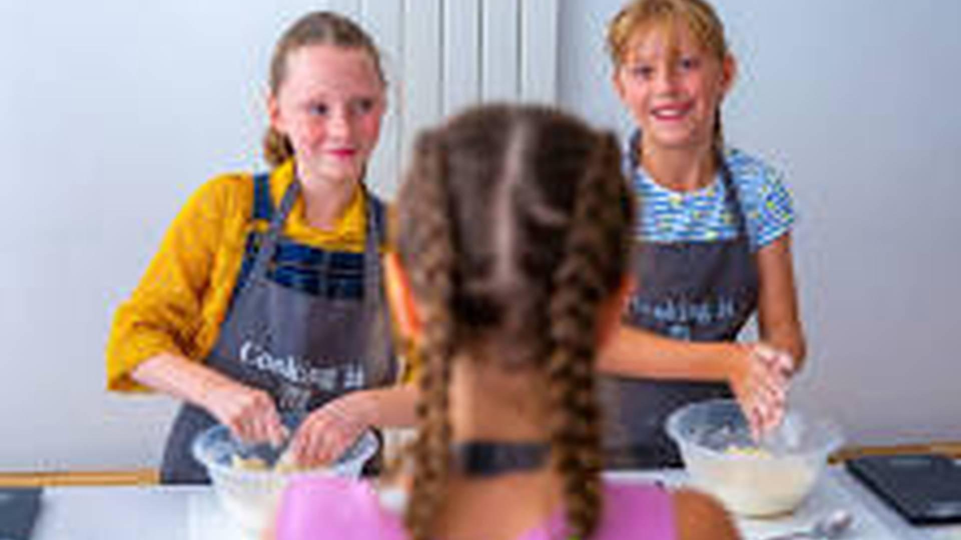 Saturday Baking Course CAKES, BREAD and PUDDINGS at Cooking It! photo
