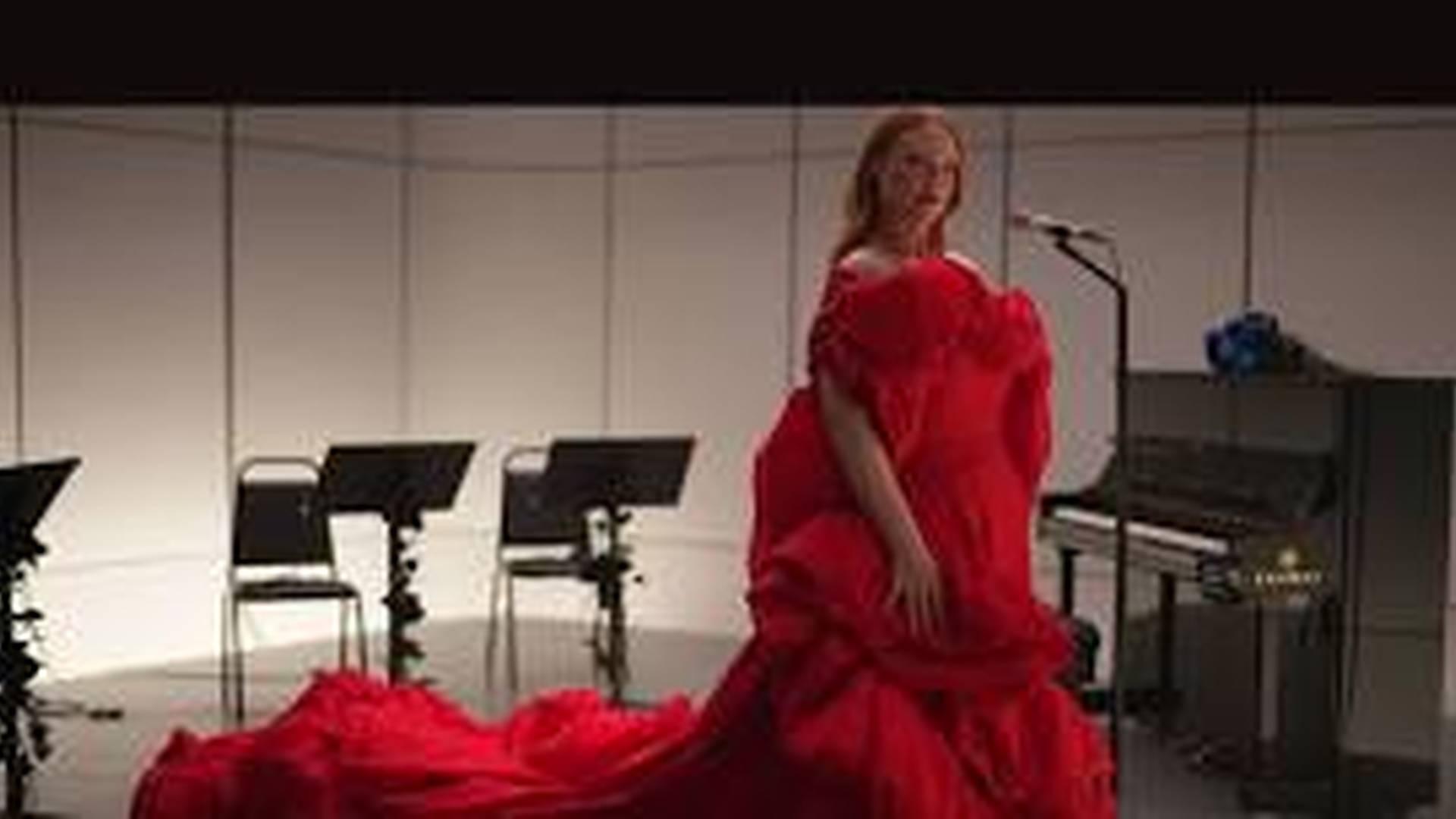 Freya Ridings photo