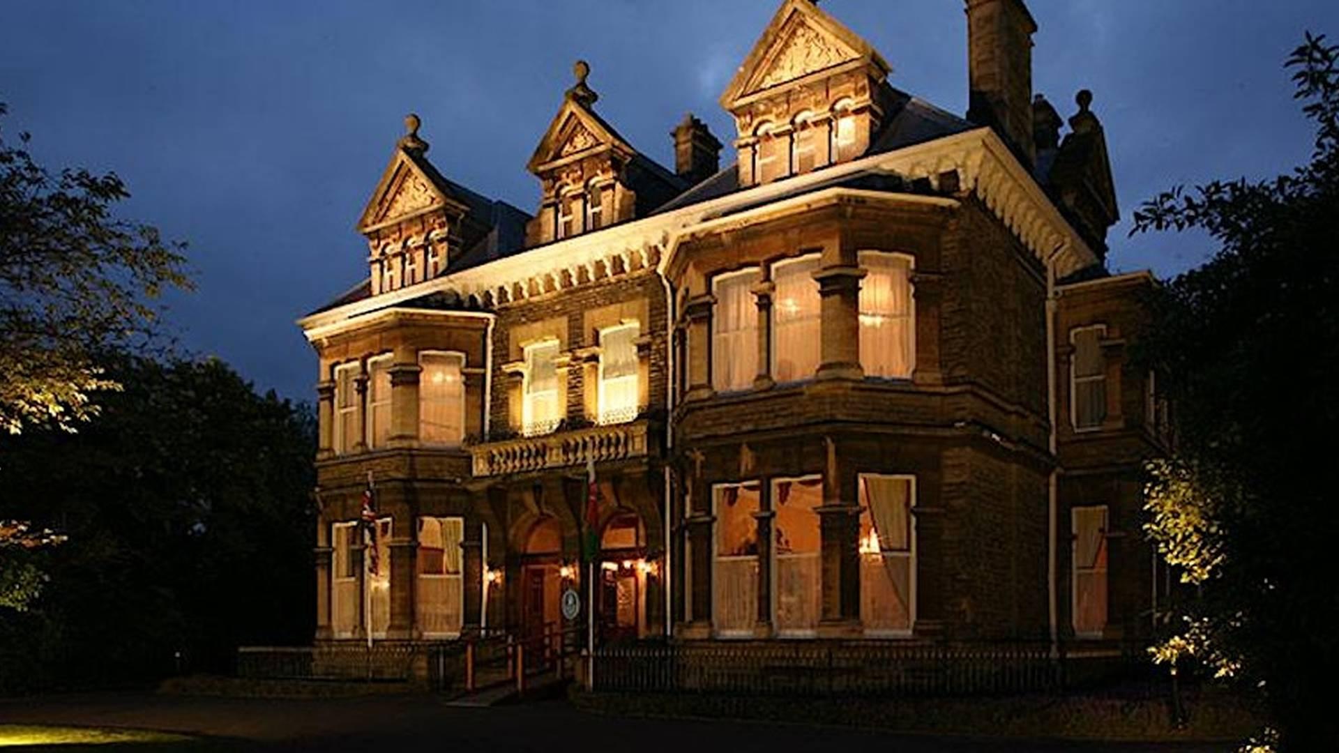 Cardiff Mansion House Ghost Hunt Paranormal Eye UK photo