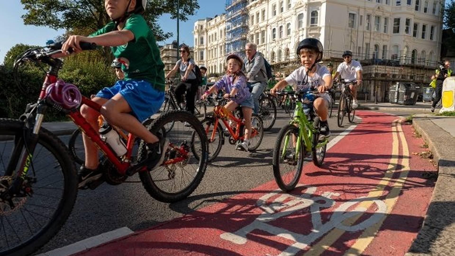 Kidical Mass - Hove Park feeder ride photo