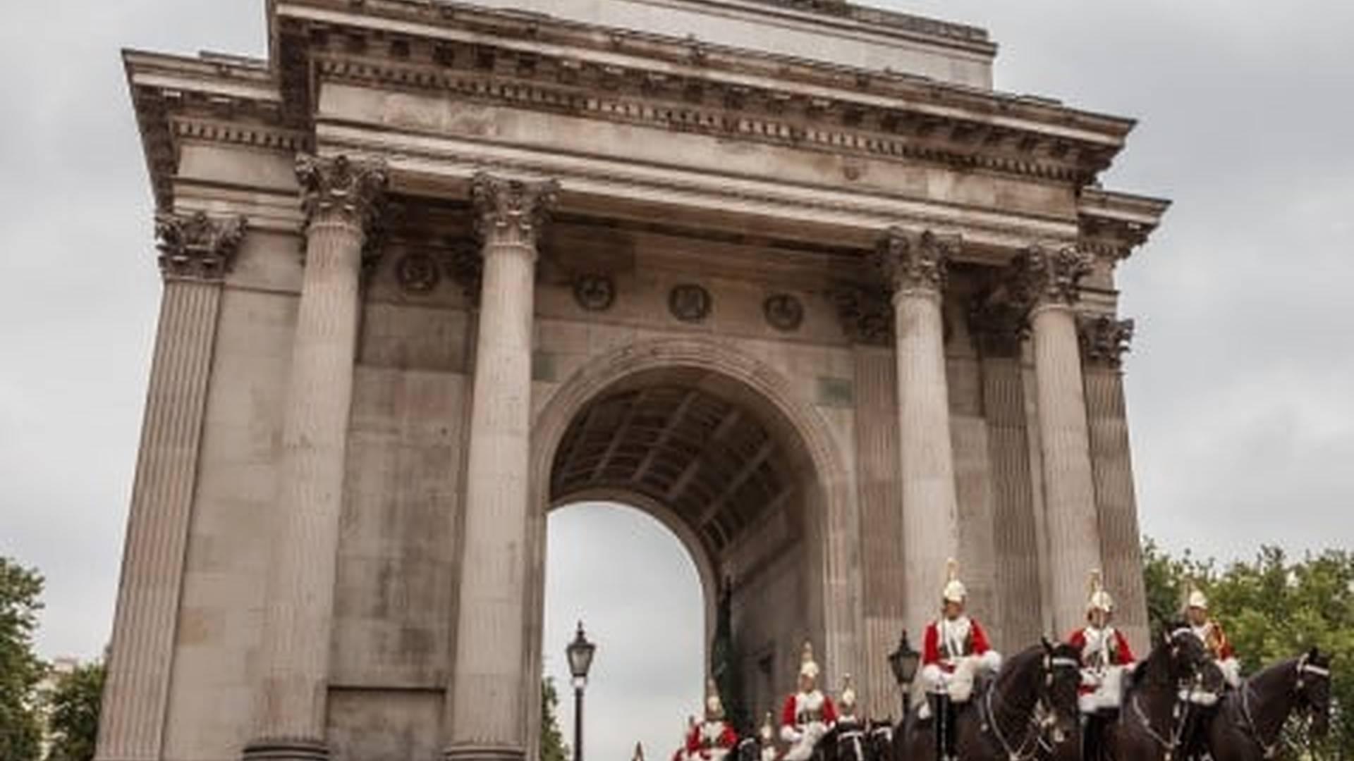 British Sign Language Guided Tour Of Wellington Arch photo