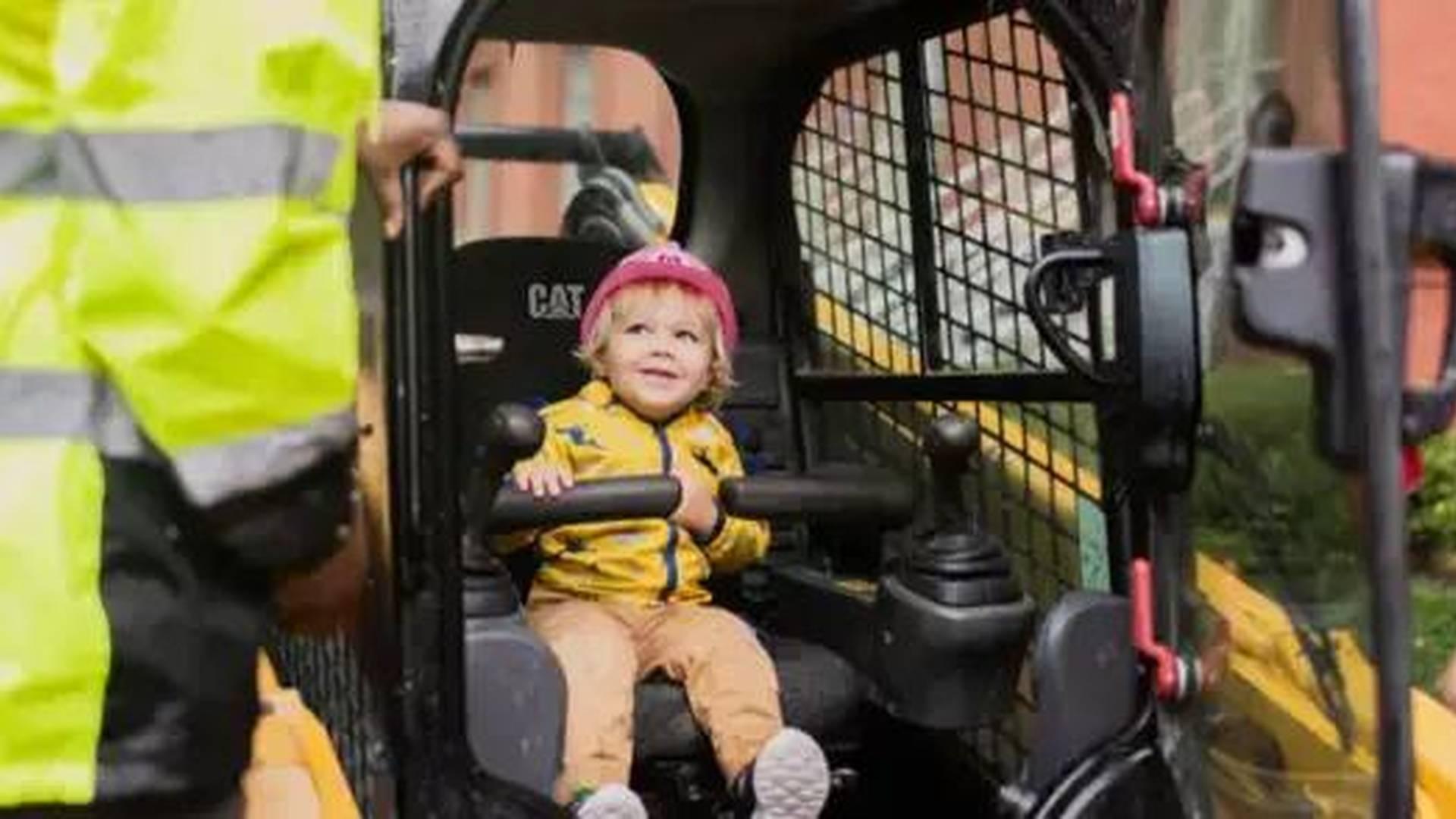 The Advance Construction Experience - Digger Weekend photo