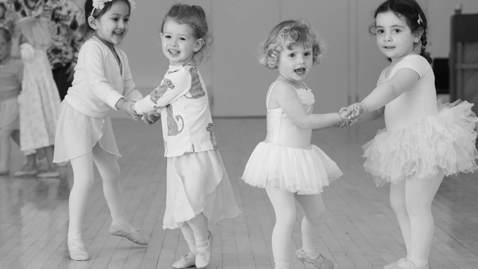 Ballet Classe for Ages 2+ to 18years old photo