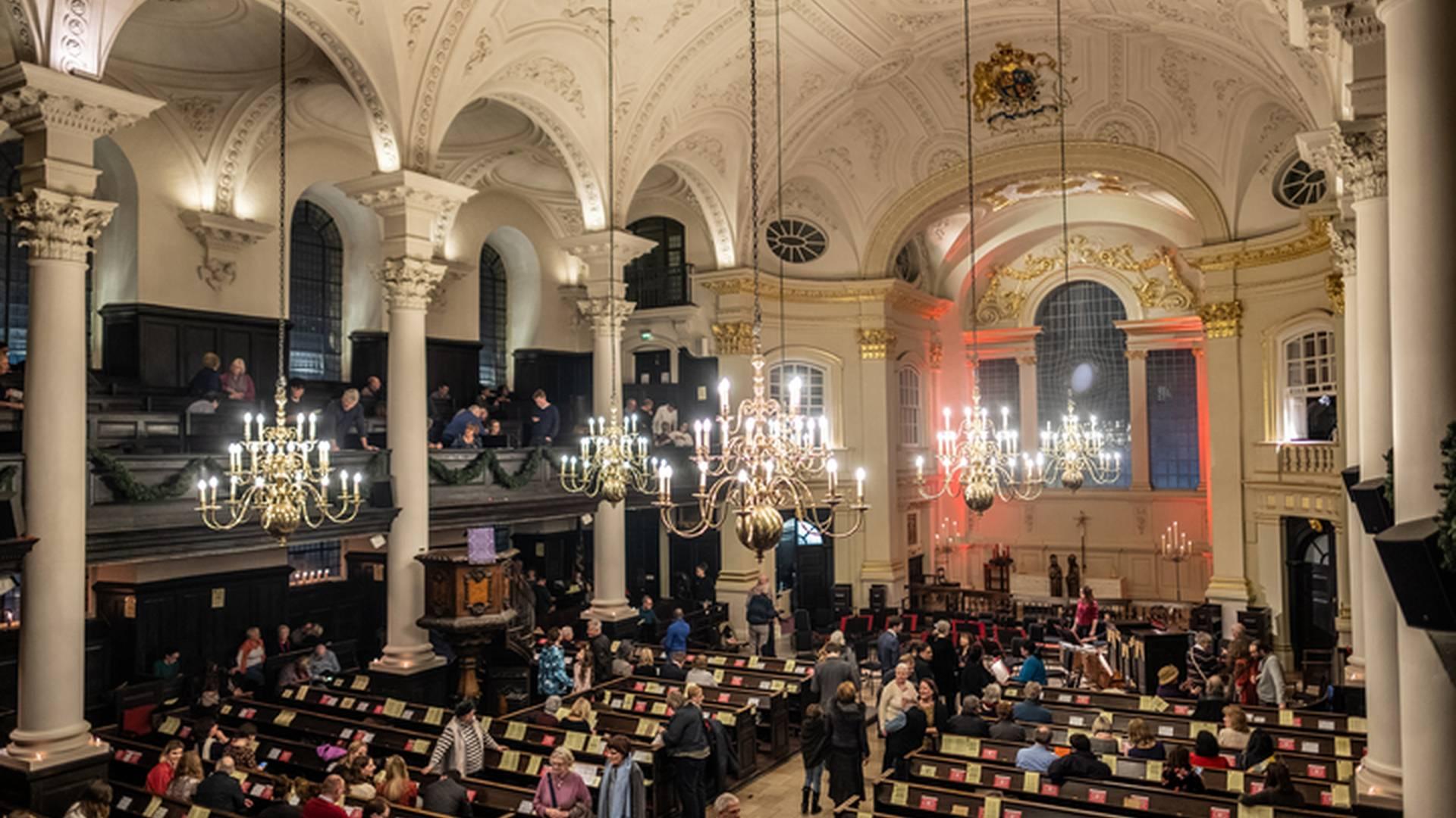 Carols by Candlelight | St Martin-in-the-Fields | Things to do in London photo