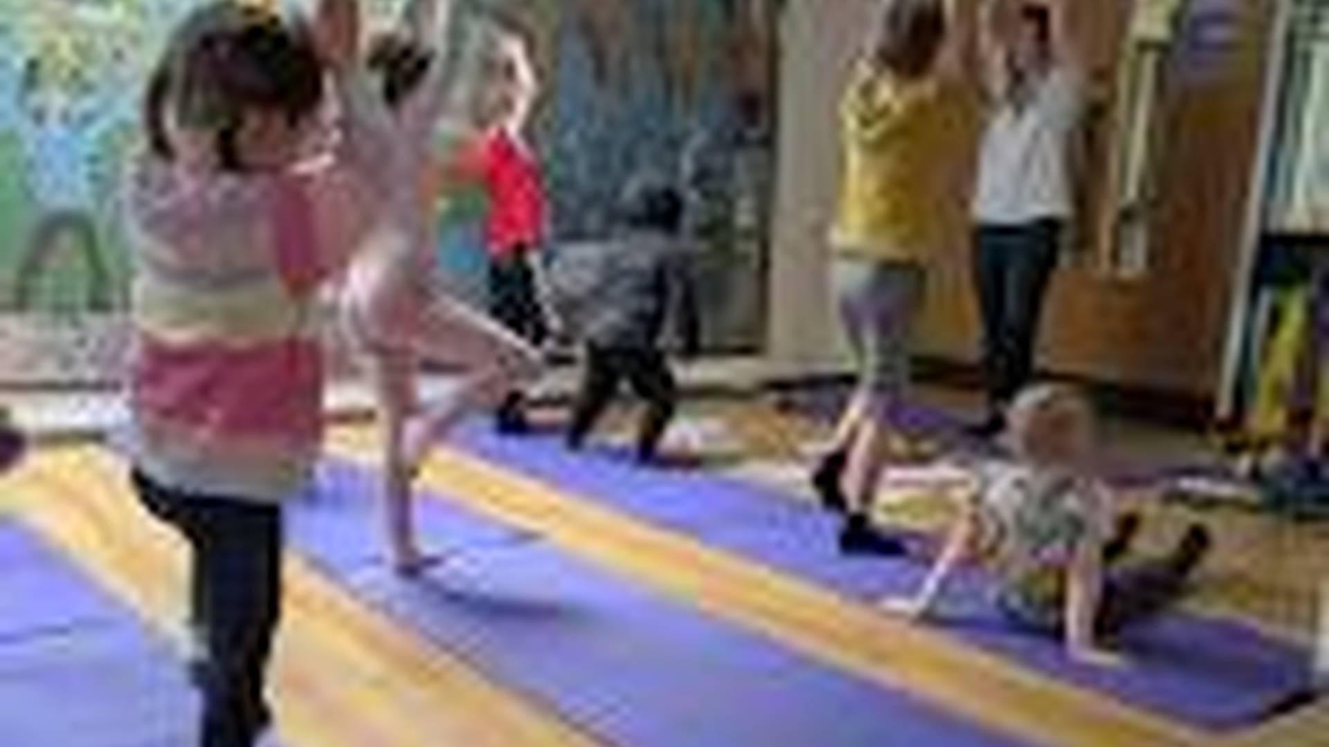 Meraki Reconnect: Yoga, Stories and Craft photo