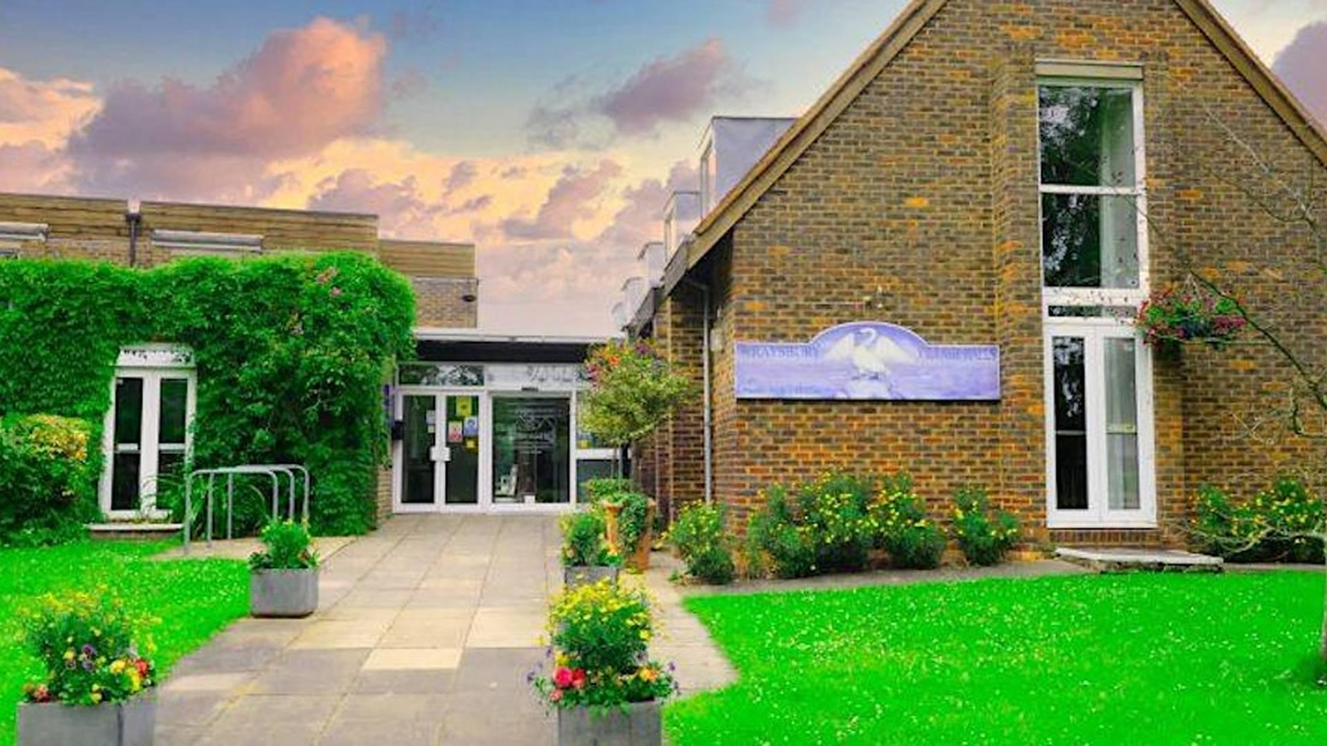 The Big Purple Psychic & Holistic Fair photo