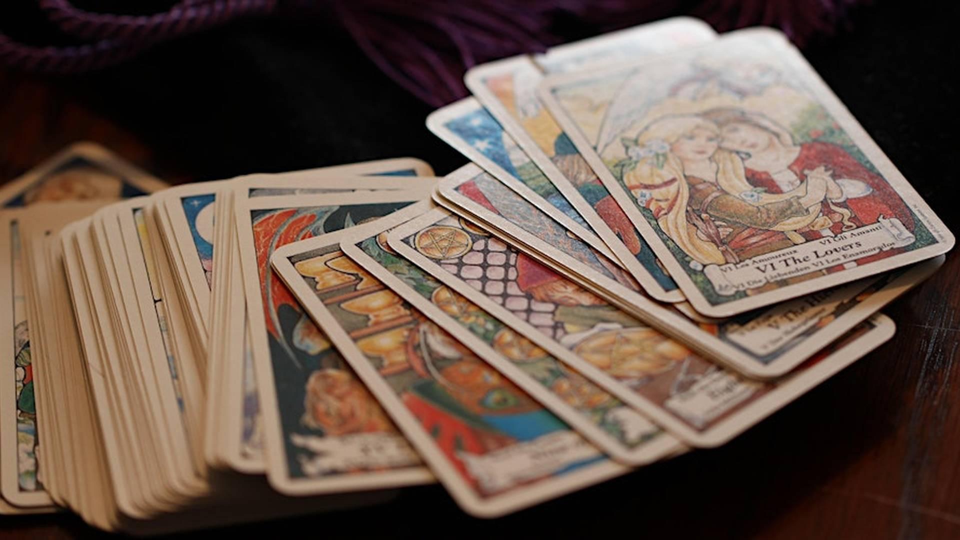 Free Mini Tarot reading at South Bank Christmas Market photo