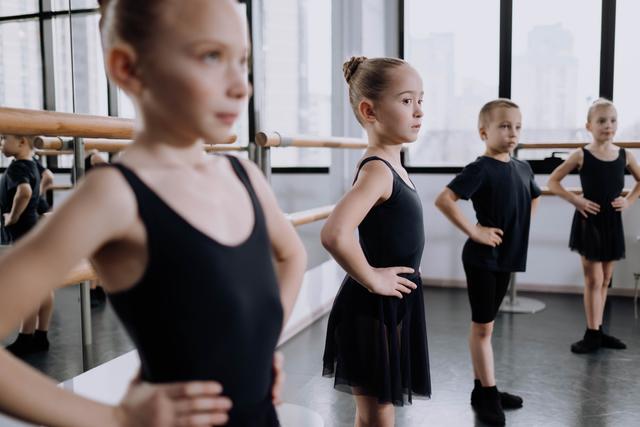 5 Benefits of Ballet for Children cover image