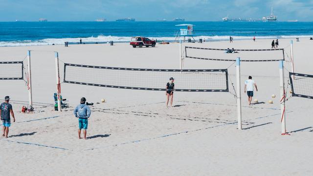 Top Beach Volleyball Clubs for Kids in the UK cover image