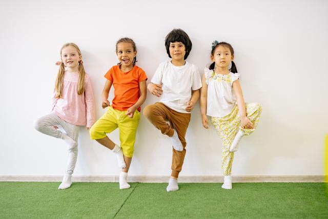 Top 5 Yoga Classes in London for Kids cover image