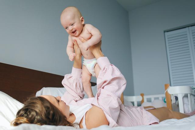 5 Essential Tummy Time Moves cover image