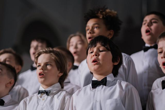What is the best way to Teach my Children to Sing? cover image