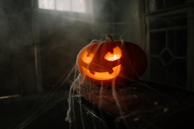 5 Halloween Events in the UK for Kids cover image