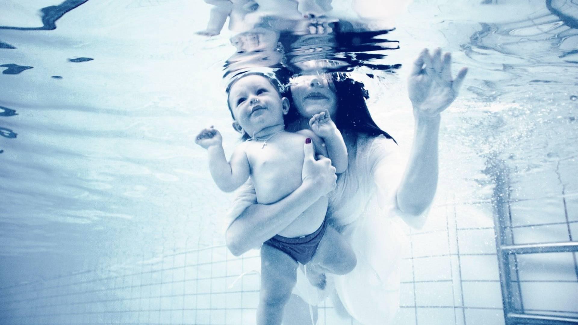 Swimming Babies photo