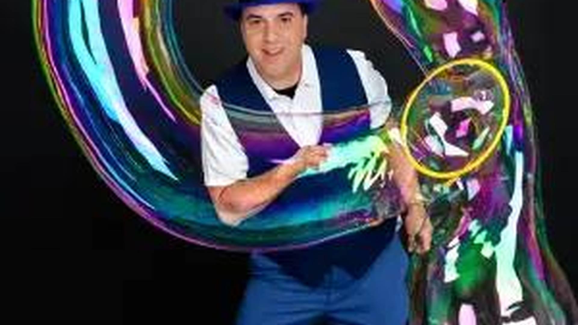 The Bubble Show 2 - More Bubbles! photo