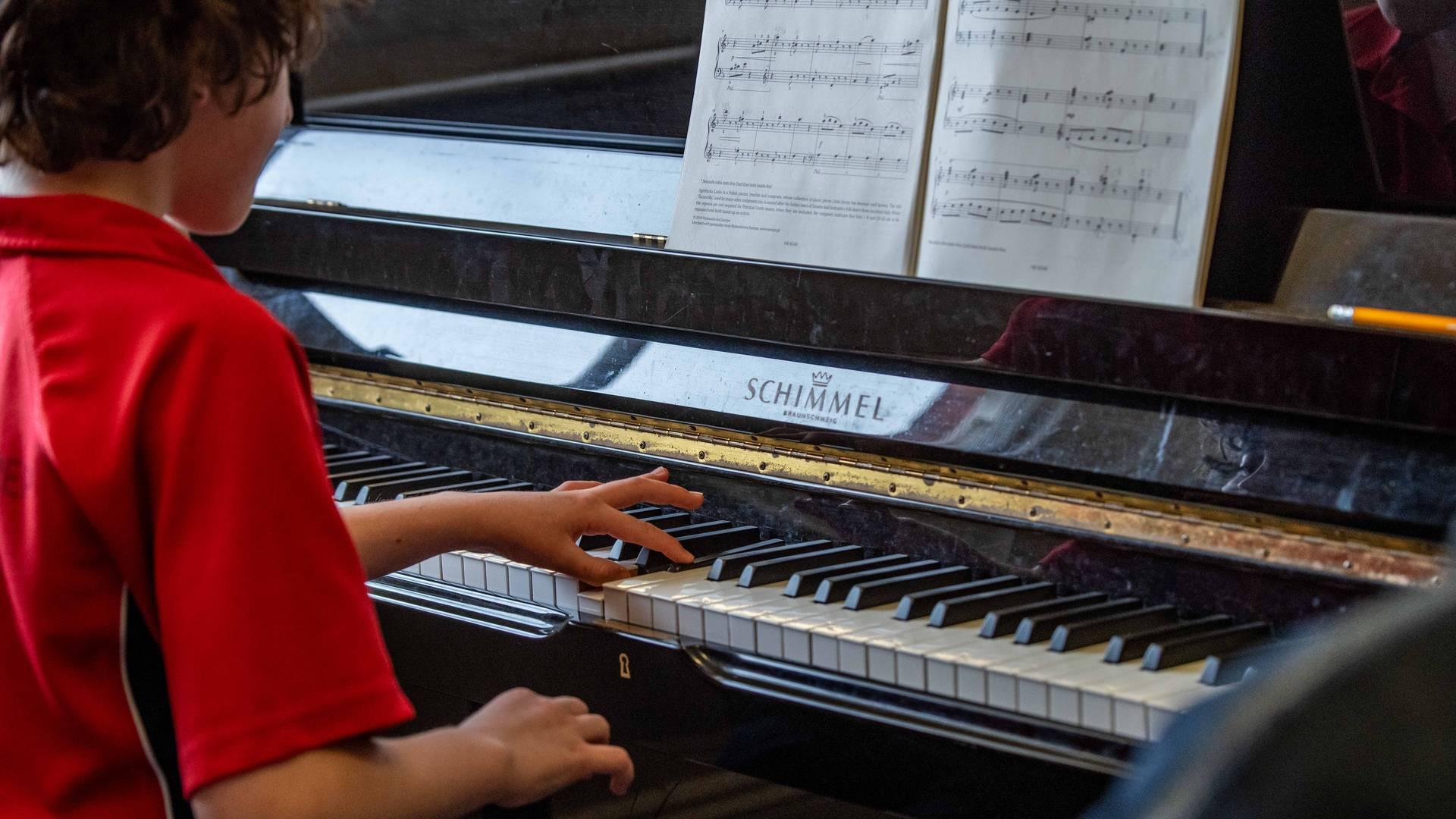 Prepare to Play! Piano photo