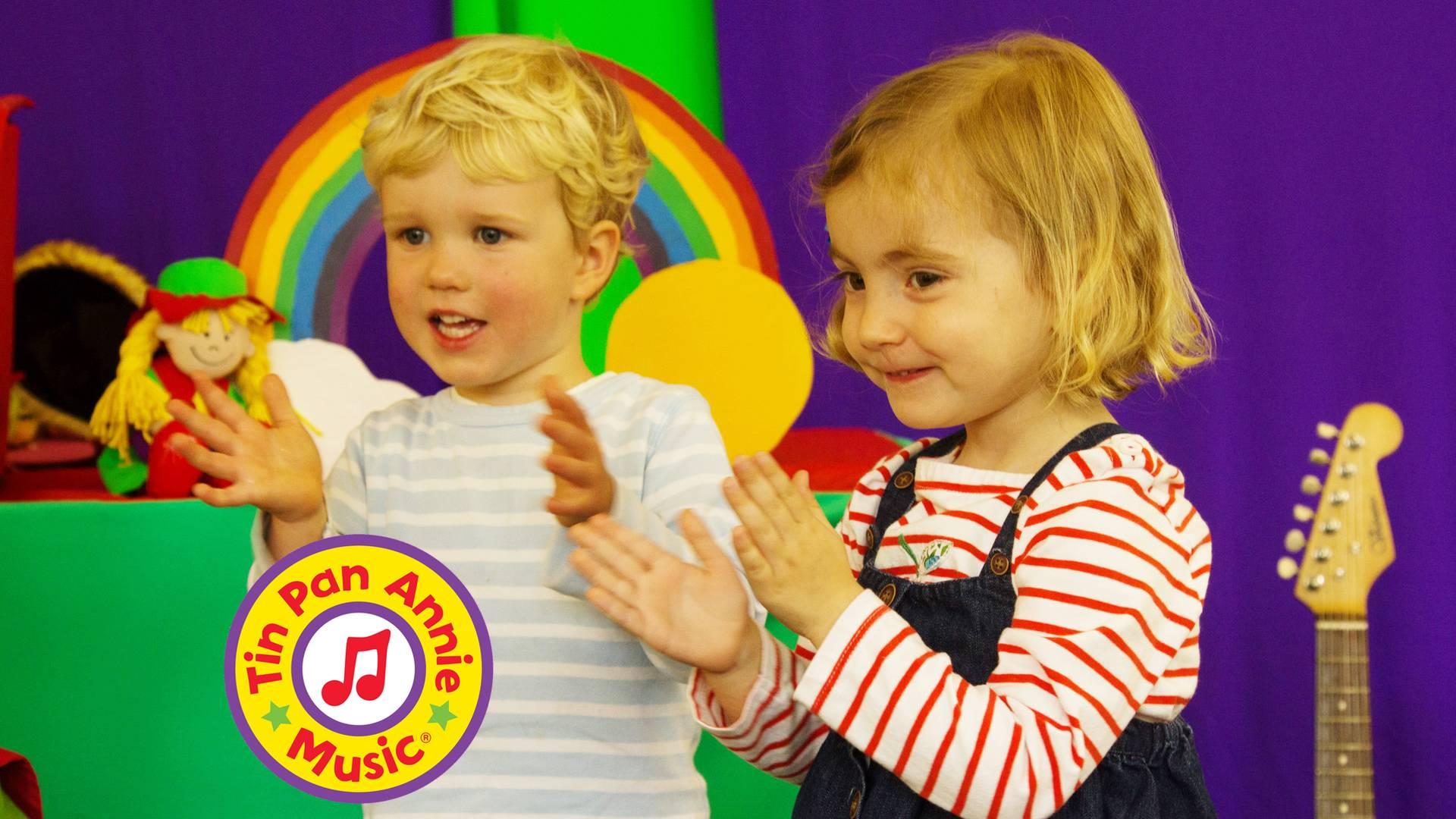 babies & toddlers interactive drop in music class photo