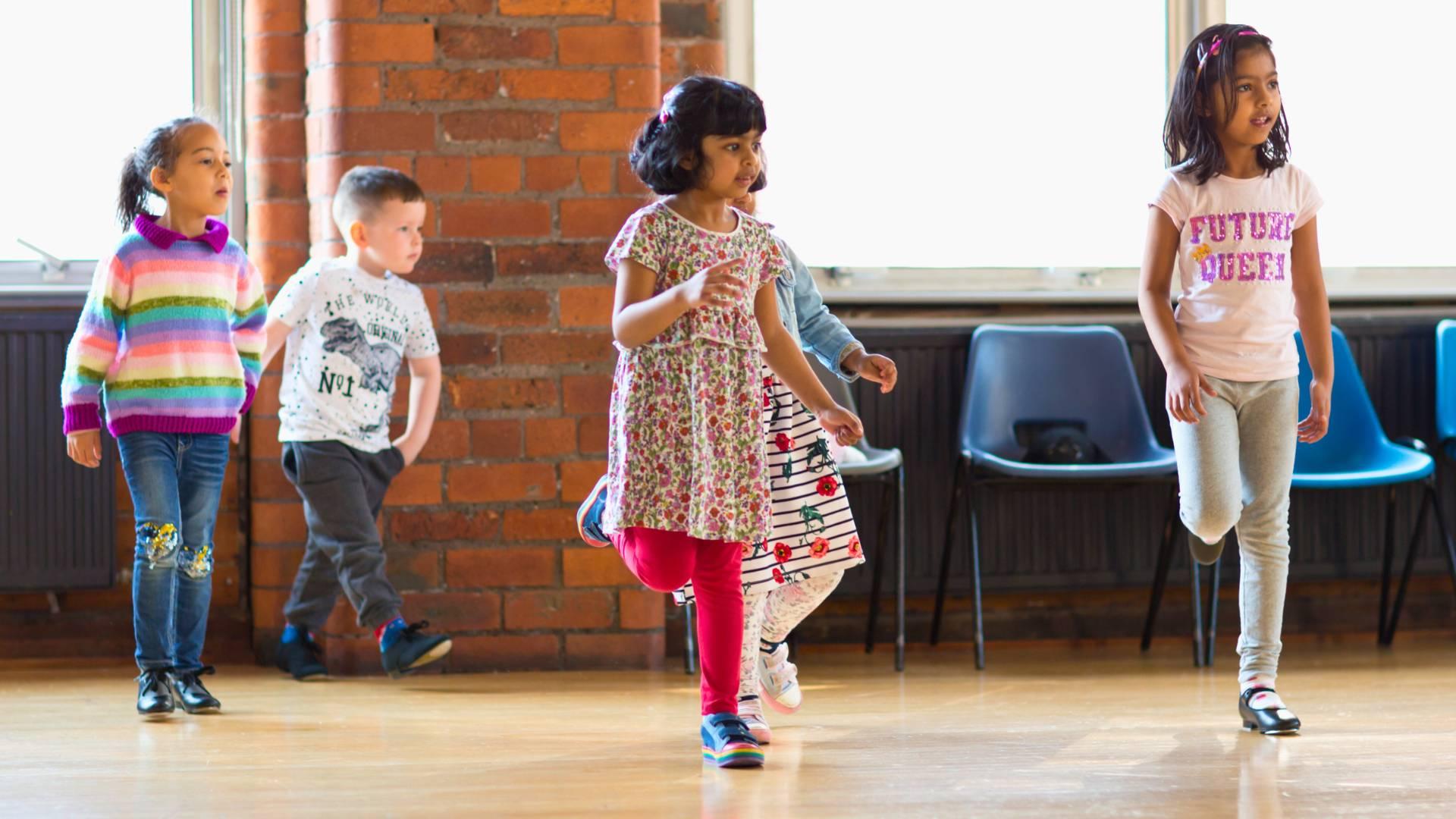 Rhythm & Tap 4-7 | Yorkshire Dance photo